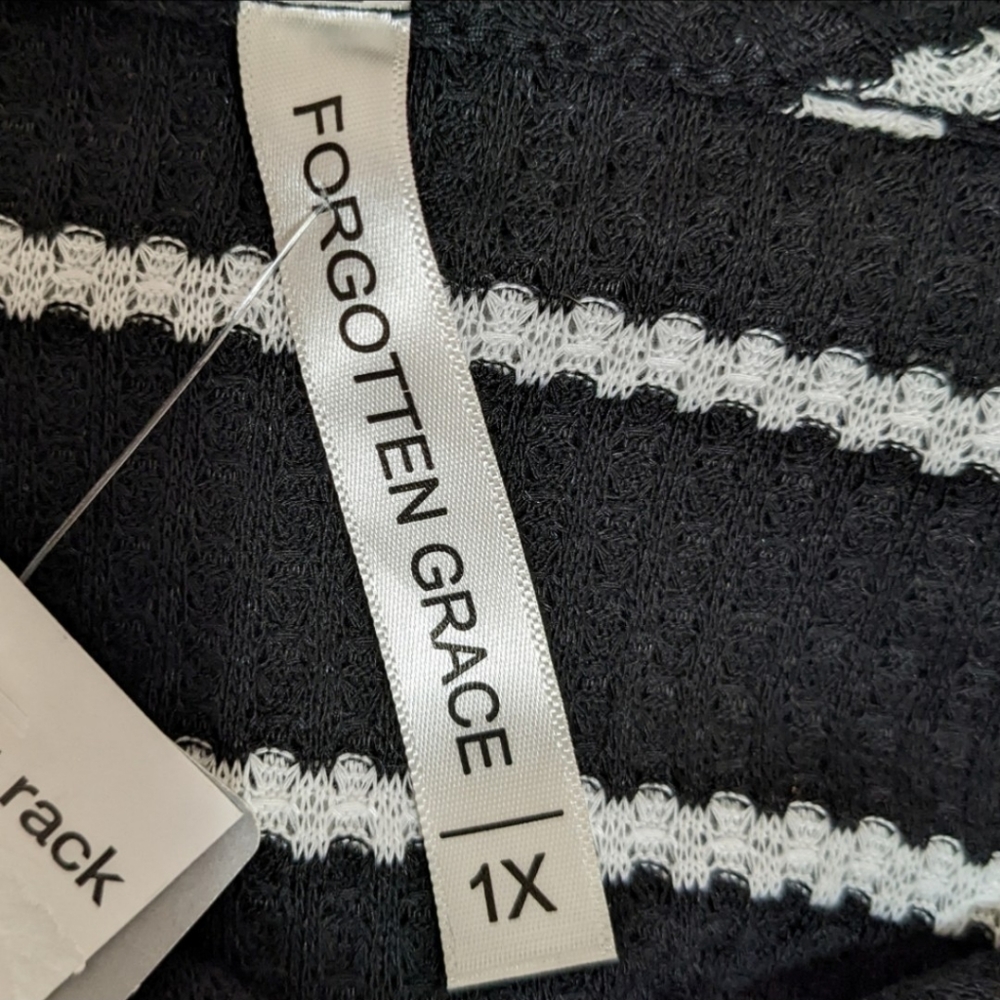 NORDSTROM FORGOTTEN GRACE TOP 1X NWT - Picture 4 of 5